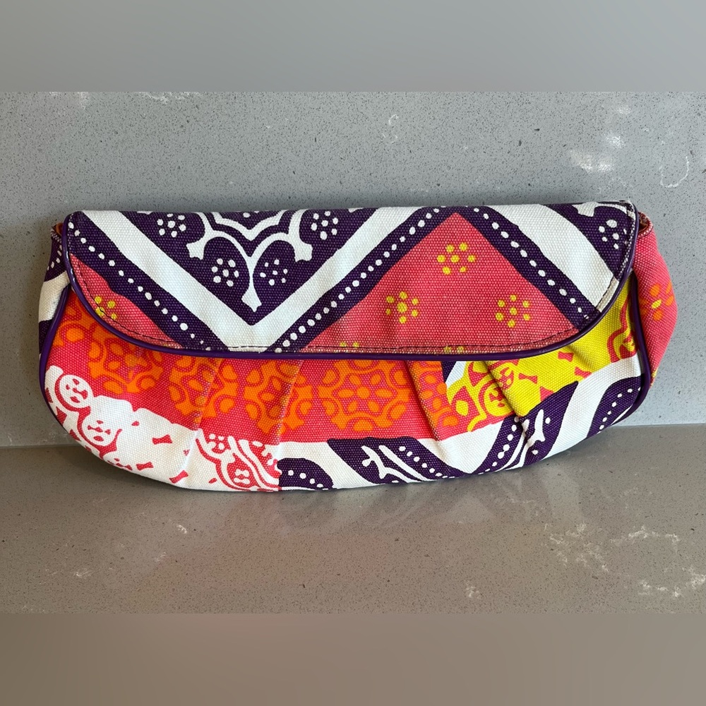 Trina Turk Multicolor Floral Cellphone Clutch Purse - Picture 3 of 13